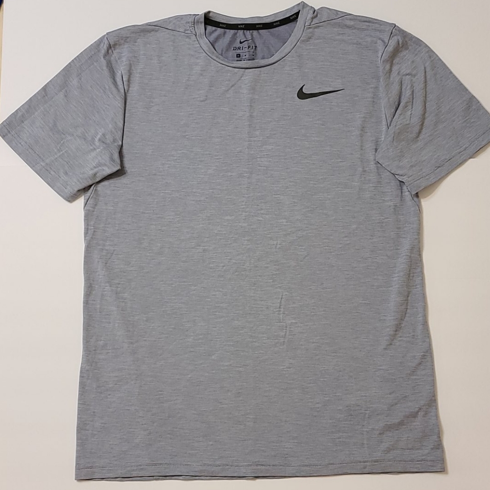 Nike Dri-Fit Short Sleeve Tee